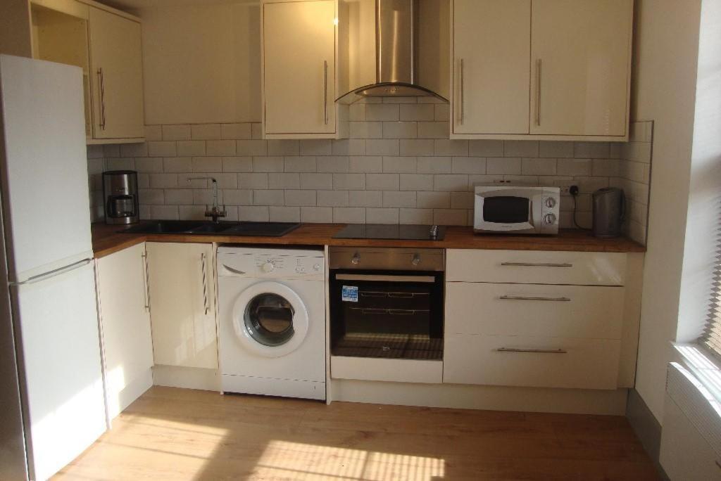 Ferienwohnung Cairo Street Warrington  Exterior foto